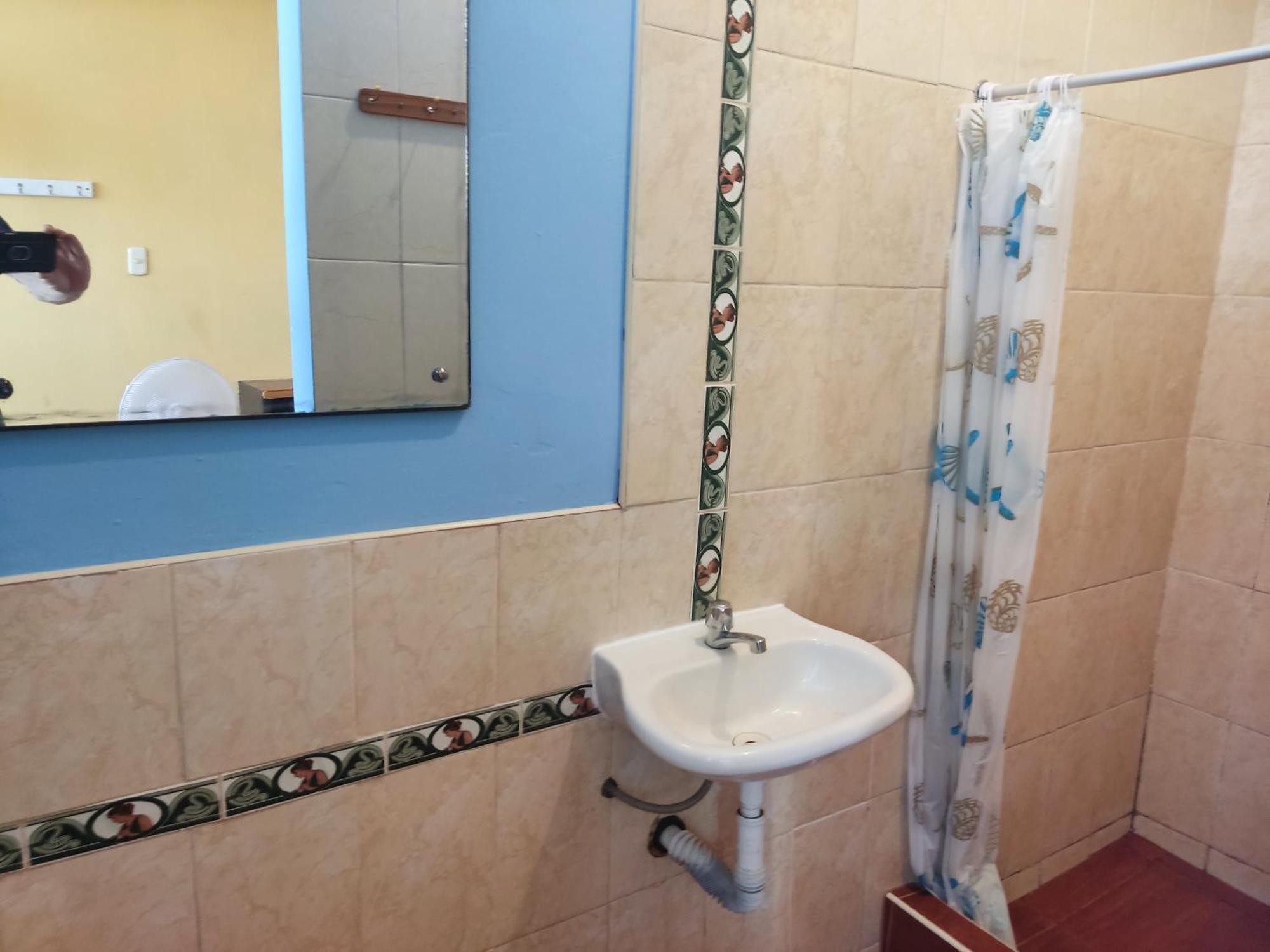 Aya Ni Hotel Pucallpa Bagian luar foto