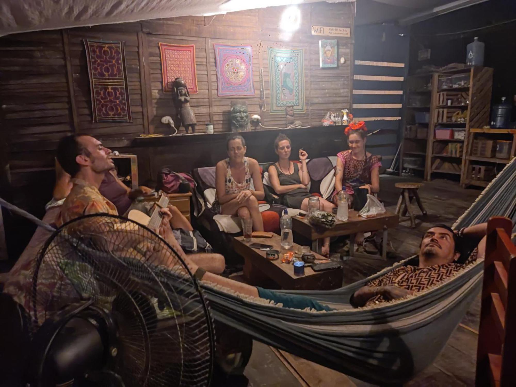 Aya Ni Hotel Pucallpa Bagian luar foto